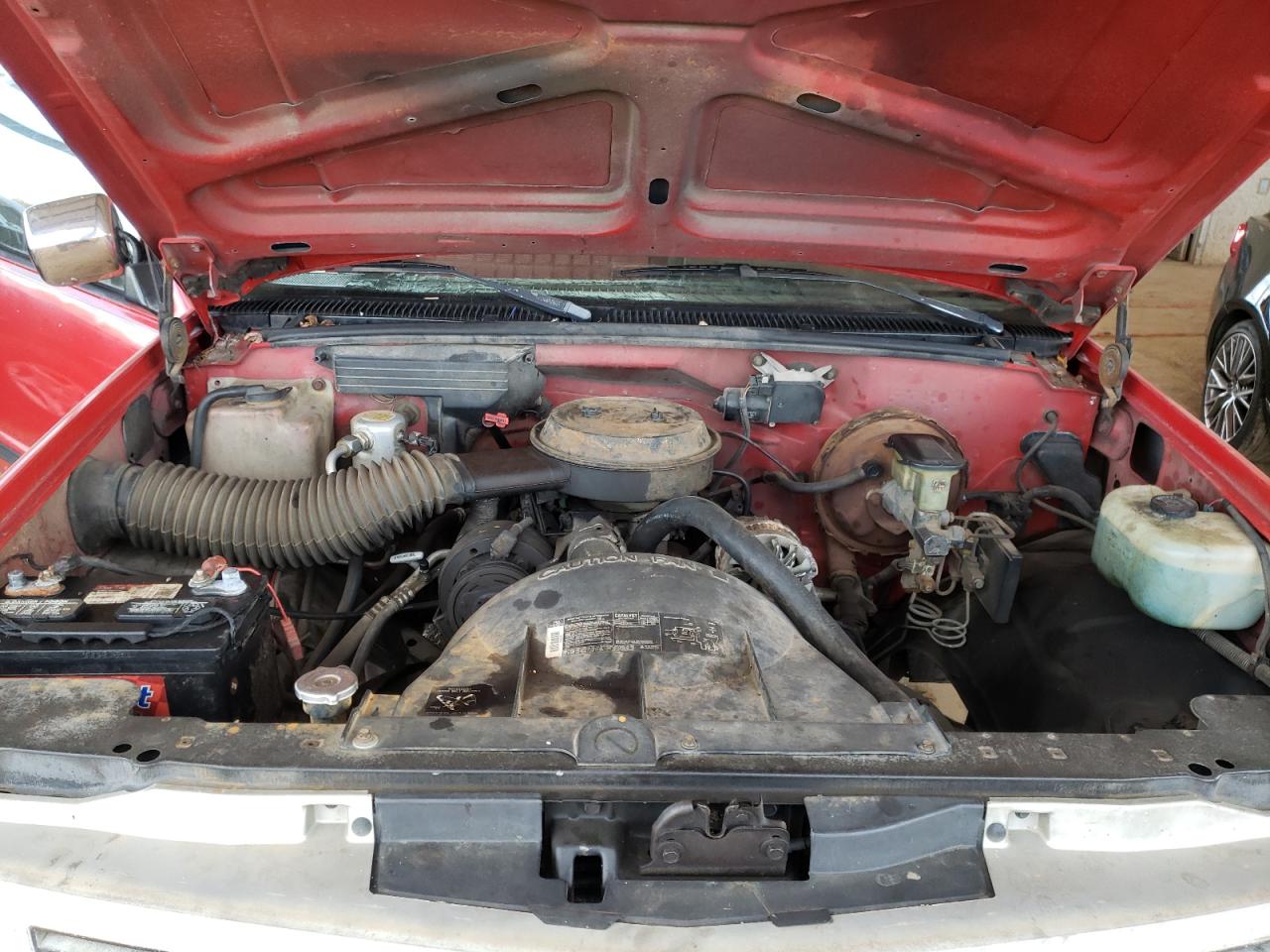 Photo 7 from auction – 1992 GMC SIERRA C15 with VIN 1GTEC14Z0NE555715