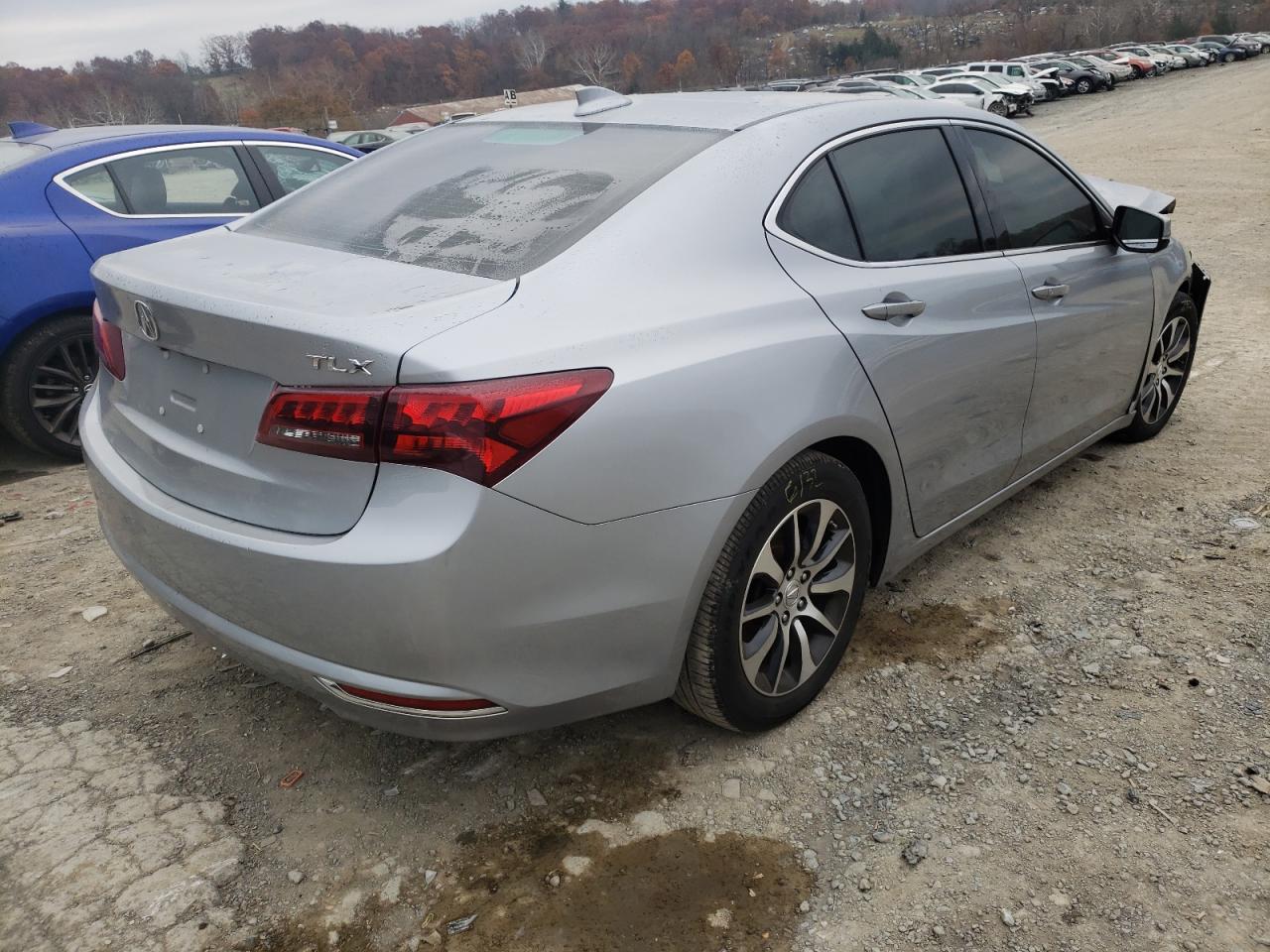 Photo 4 from auction – 2017 ACURA TLX TECH with VIN 19UUB1F56HA008115