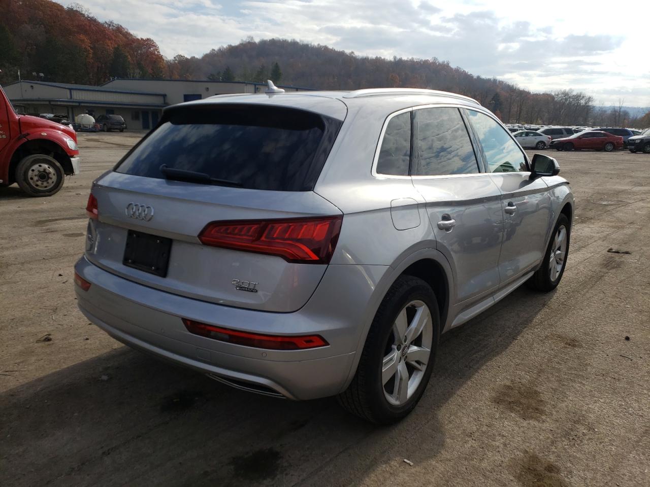 Photo 4 from auction – 2018 AUDI Q5 PREMIUM with VIN WA1BNAFY0J2036767