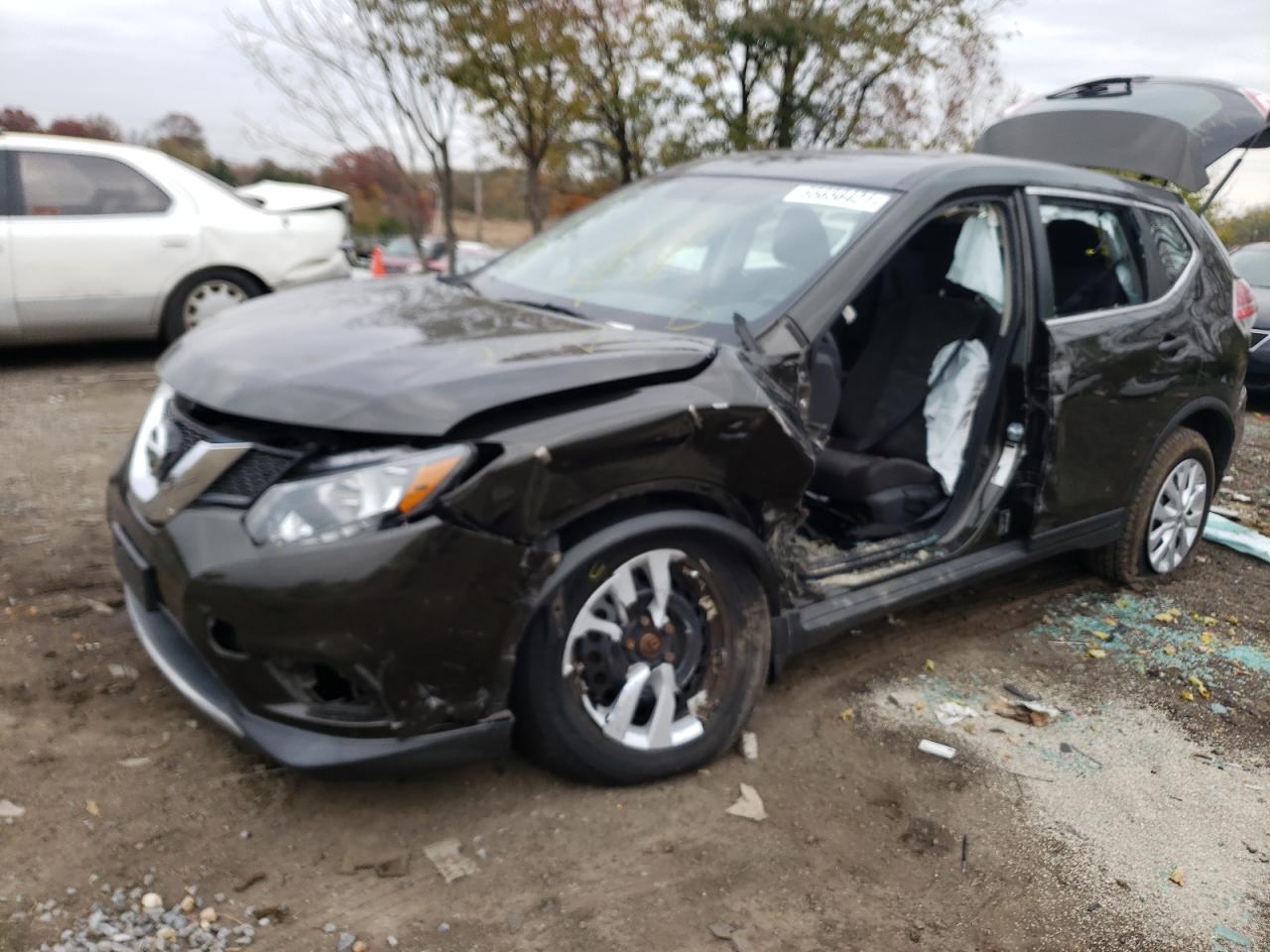Photo 2 from auction – 2016 NISSAN ROGUE S with VIN KNMAT2MV4GP721842