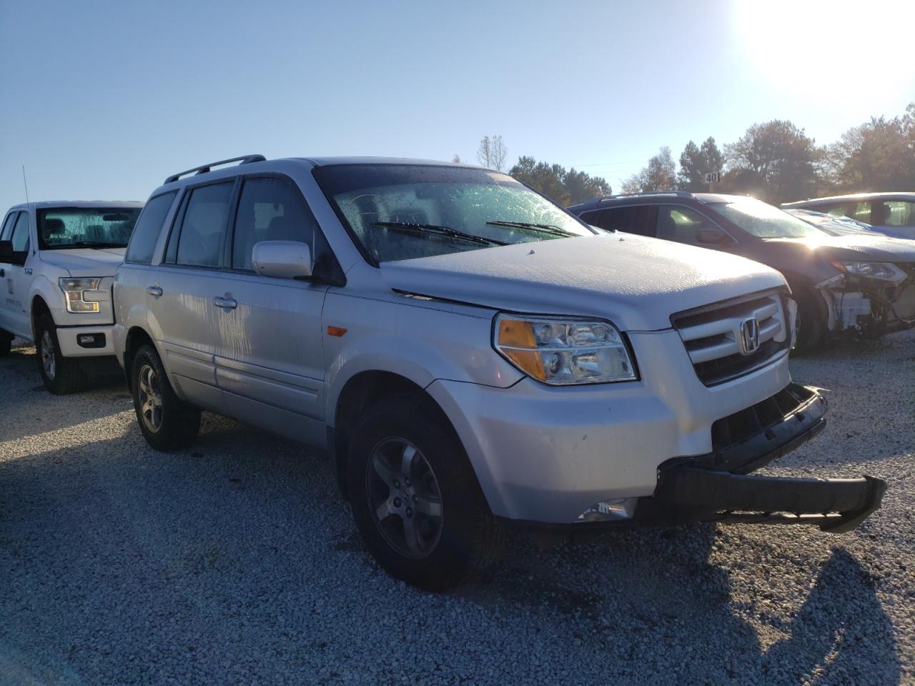 HONDA PILOT EX 2006 with VIN 5FNYF18696B013680 - Photo from auction