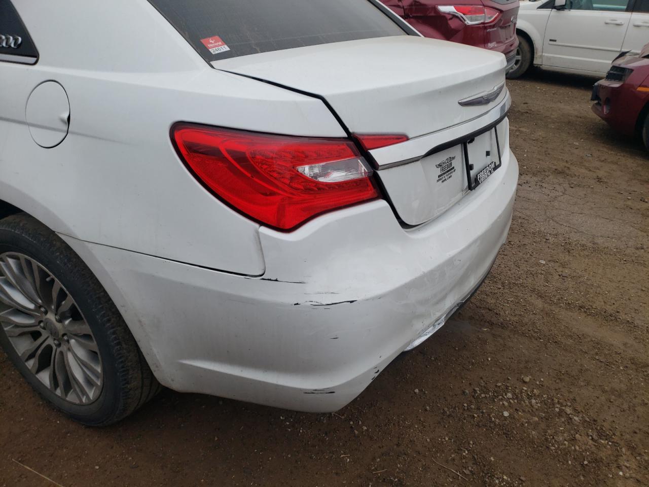 Photo 9 from auction – 2011 CHRYSLER 200 LIMITE with VIN 1C3BC2FB8BN571539