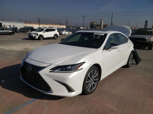Zdjęcie 2 z aukcji – 2019 LEXUS ES 300H z VIN JTHB21B18K2007590