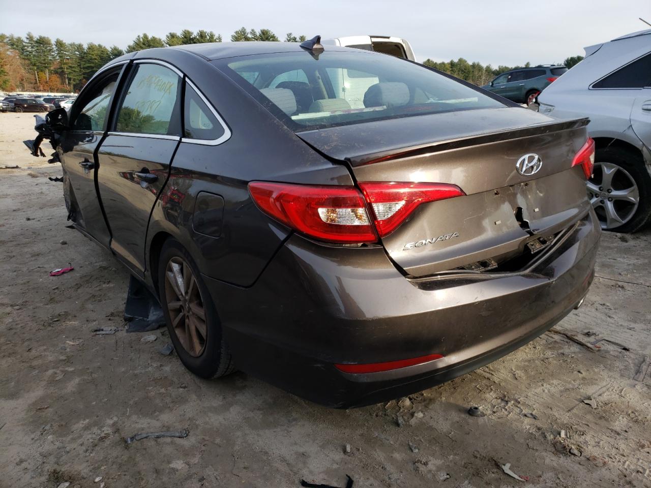 Photo 3 from auction – 2016 HYUNDAI SONATA SE with VIN 5NPE24AF2GH304096