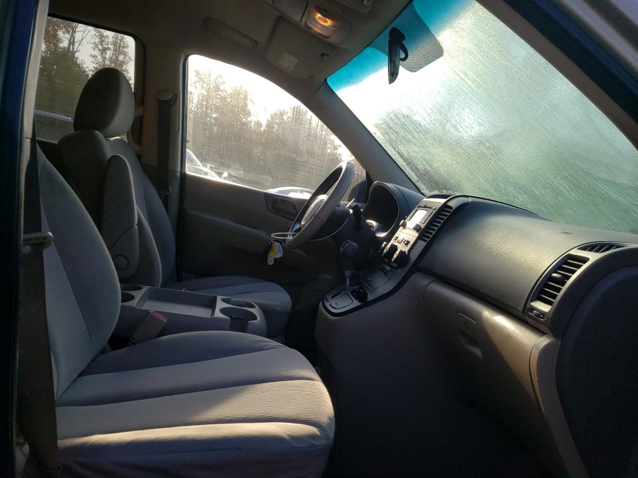 Photo 5 from auction – 2009 KIA SEDONA EX with VIN KNDMB233896311795