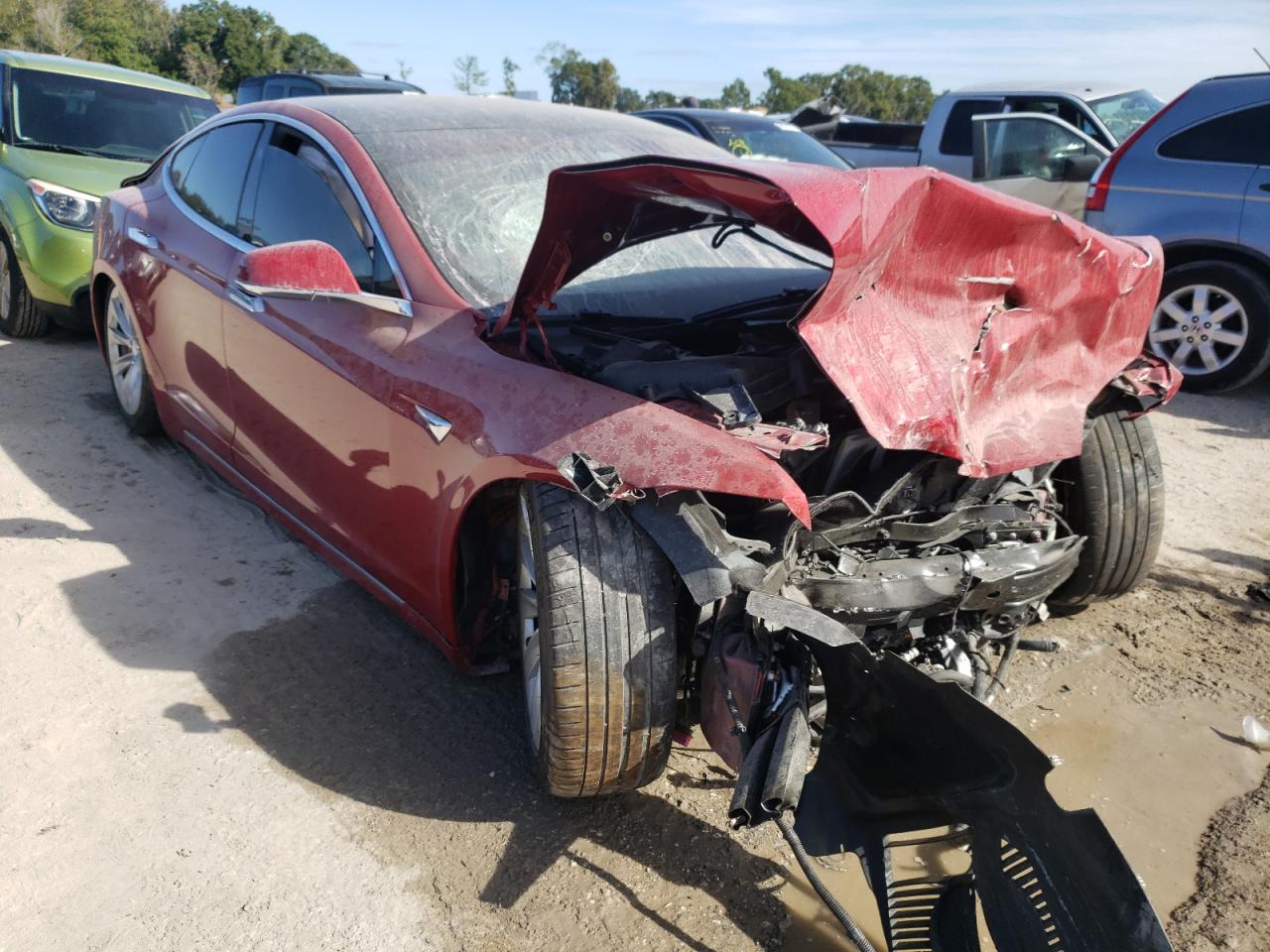 TESLA MODEL S 2019 with VIN 5YJSA1E42KF332050 - Photo from auction