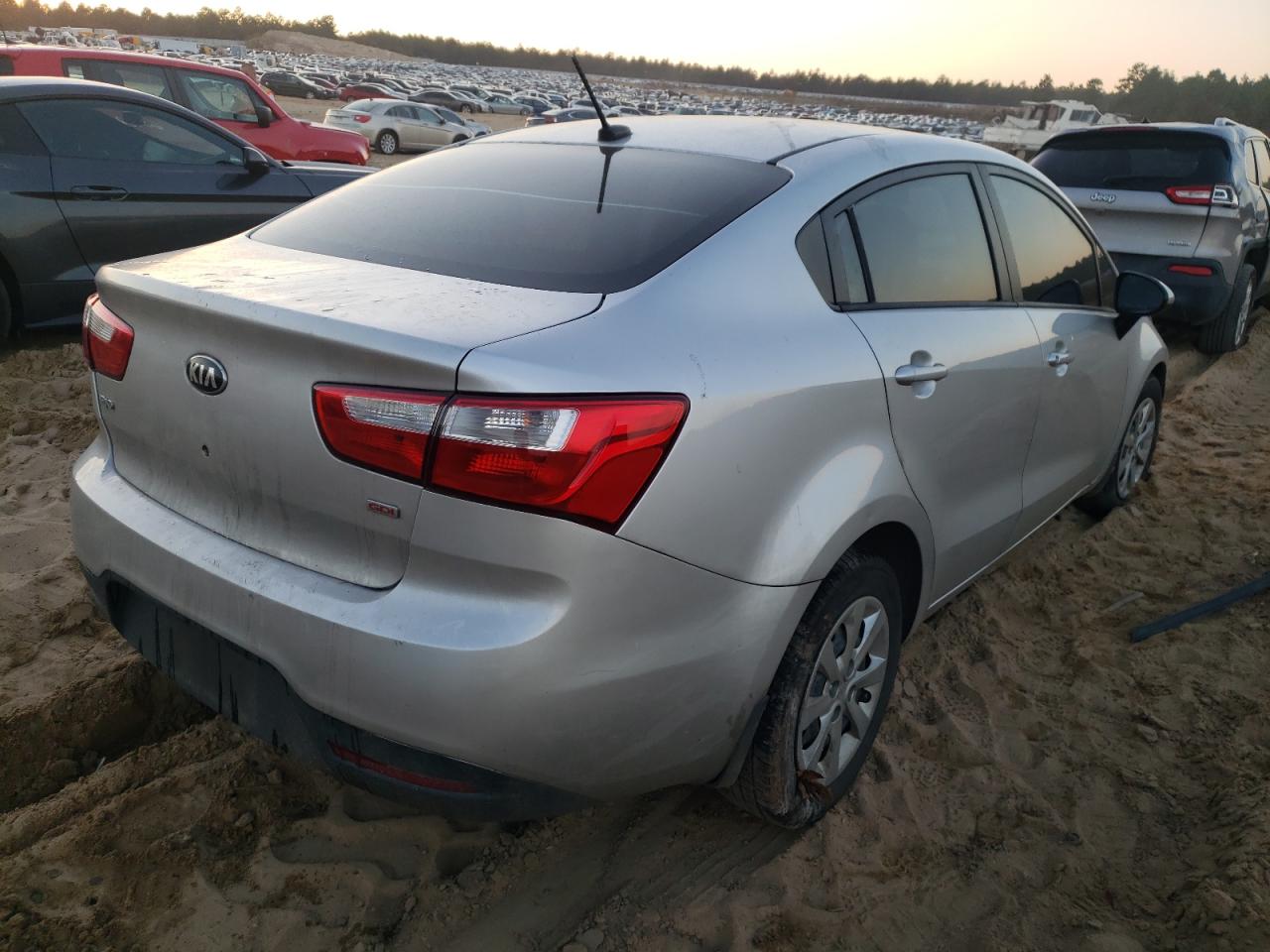 Photo 4 from auction – 2017 KIA RIO LX with VIN KNADM4A35H6014584
