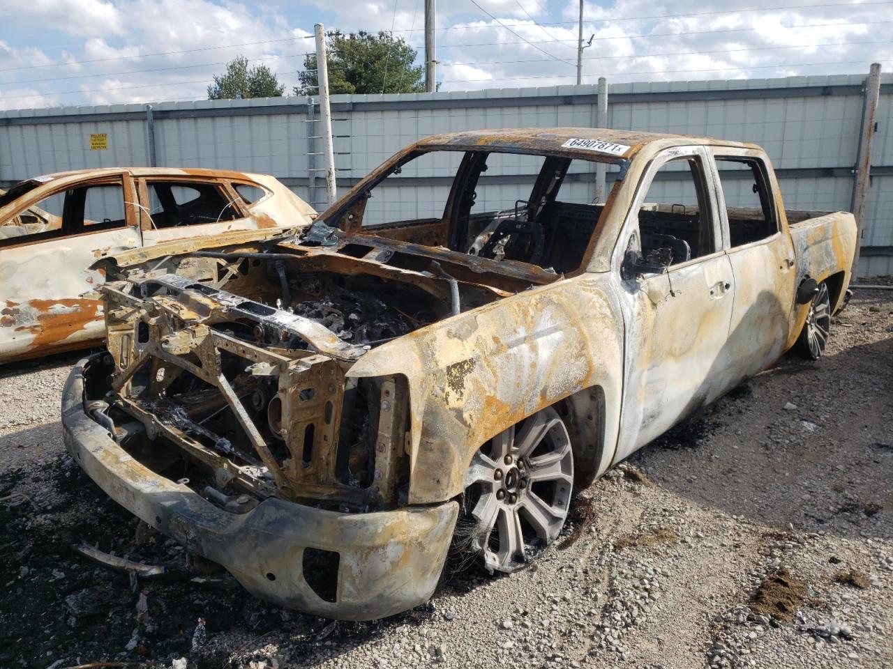 Photo 2 from auction – 2018 CHEVROLET SILVERADO with VIN 3GCUKSEC4JG165119