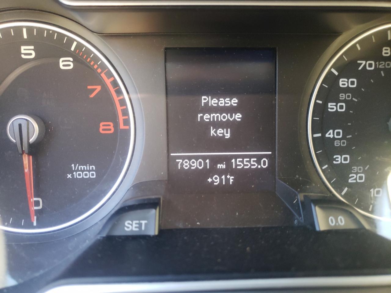 Photo 8 from auction – 2013 AUDI A4 PREMIUM with VIN WAUAFAFLXDN025049