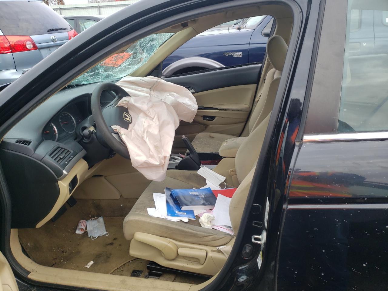 Photo 5 from auction – 2012 HONDA ACCORD LX with VIN 1HGCP2F35CA185457