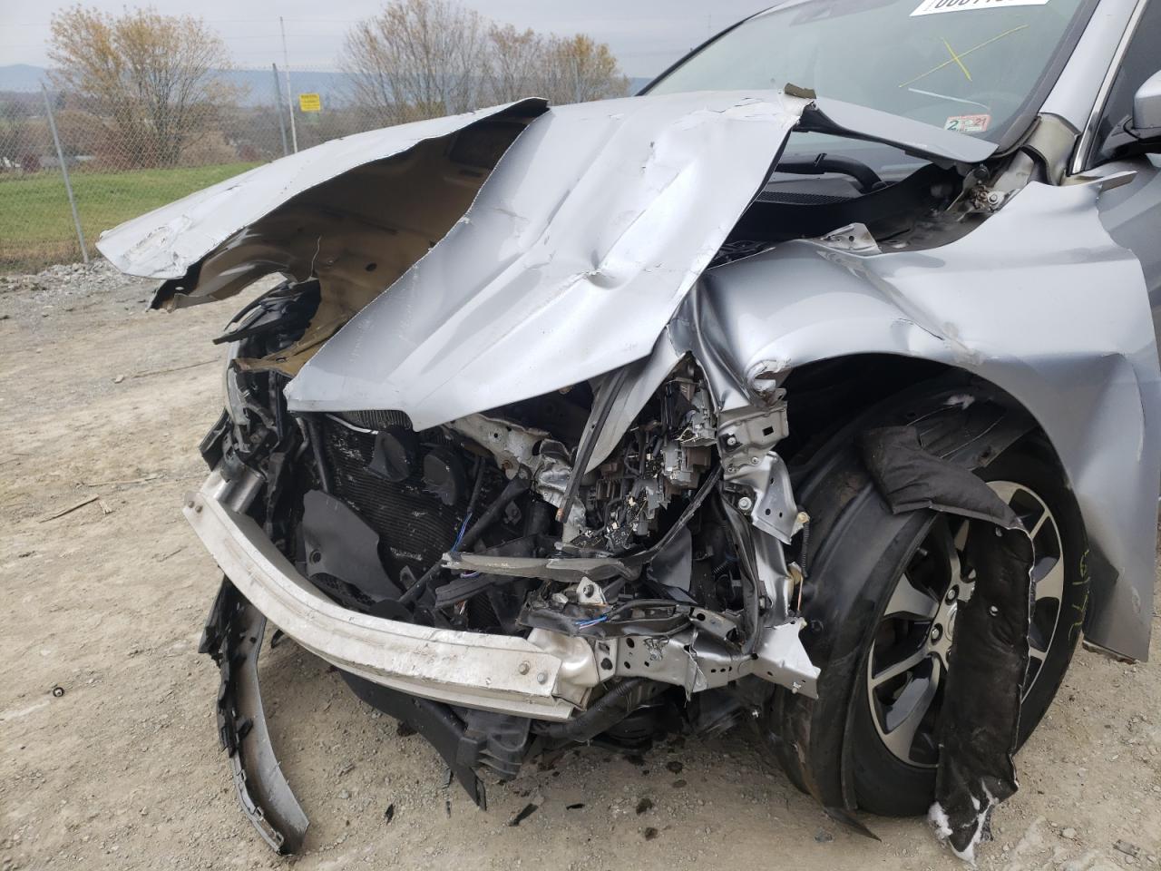 Photo 9 from auction – 2017 ACURA TLX TECH with VIN 19UUB1F56HA008115