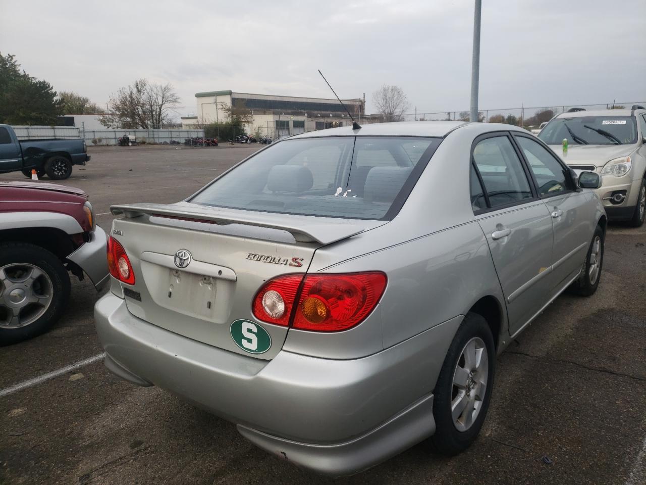Photo 4 from auction – 2004 TOYOTA COROLLA CE with VIN 2T1BR32E14C217464