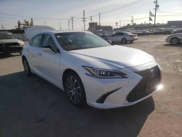 LEXUS ES 300H 2019 with VIN JTHB21B18K2007590 - Photo from auction