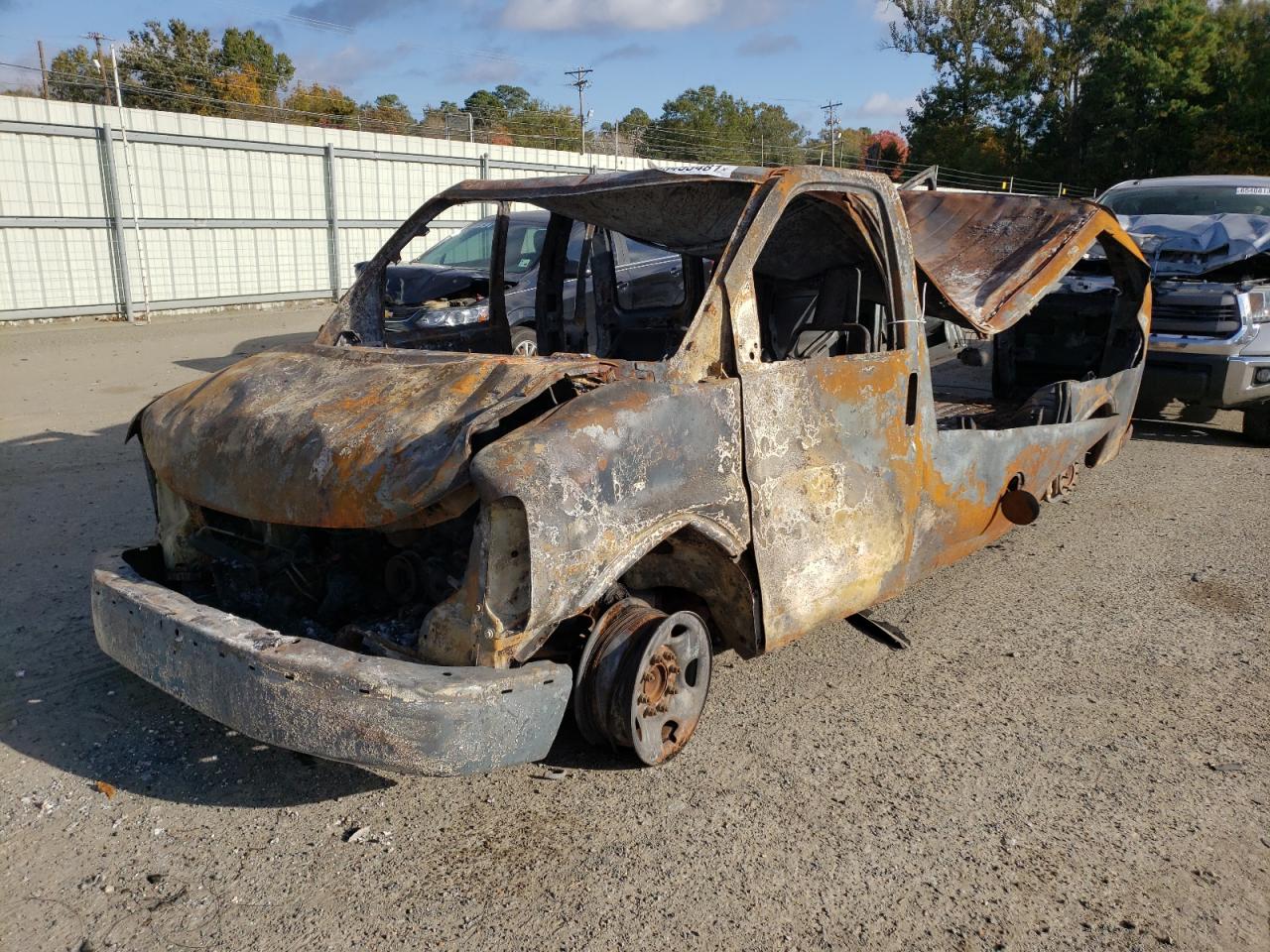 Photo 2 from auction – 2005 CHEVROLET EXPRESS G2 with VIN 1GCGG25VX51106919