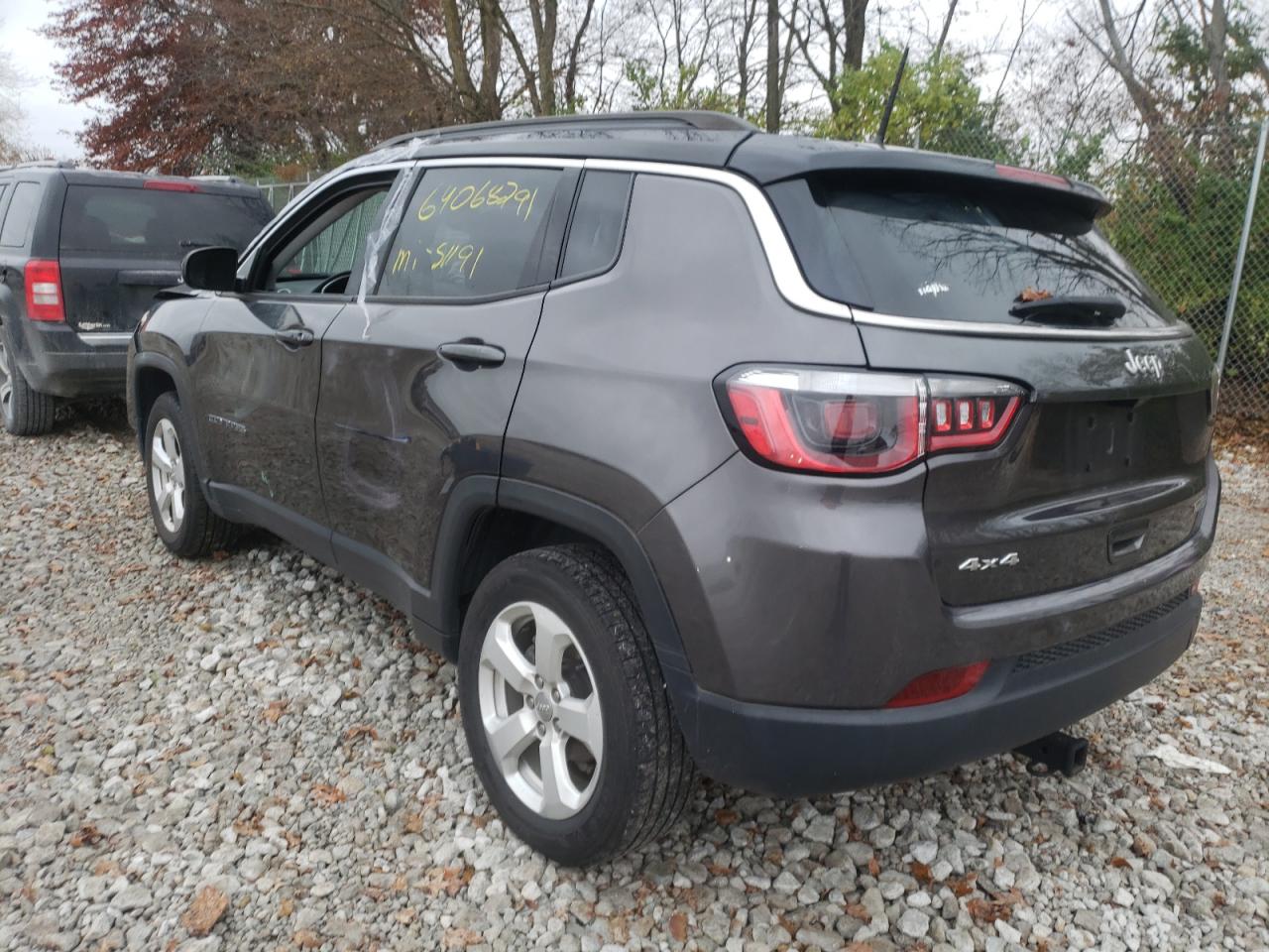 Photo 3 from auction – 2018 JEEP COMPASS LA with VIN 3C4NJDBB5JT328074