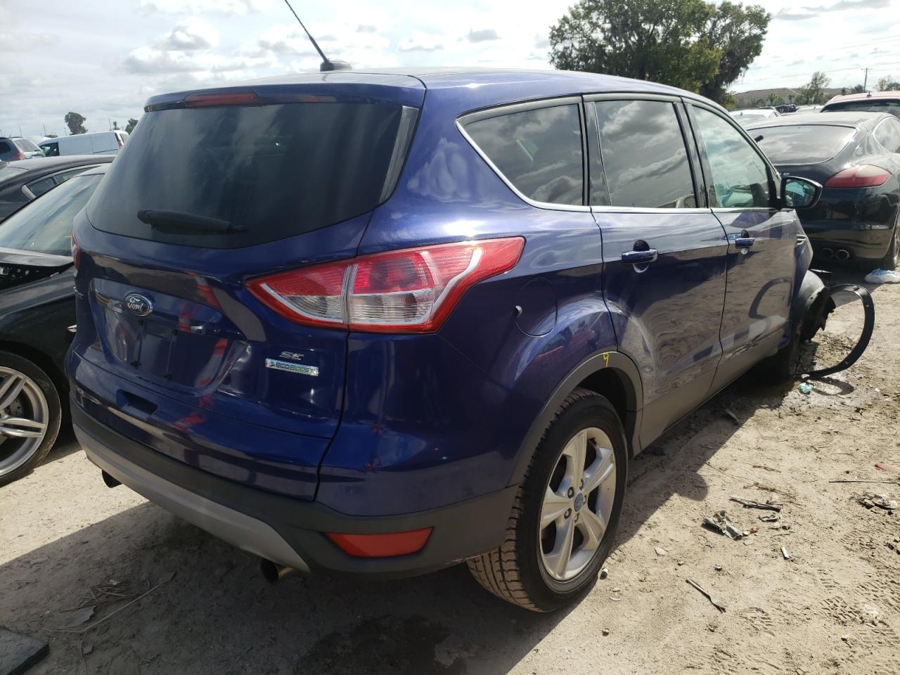 Photo 4 from auction – 2013 FORD ESCAPE SE with VIN 1FMCU0GX0DUB36840