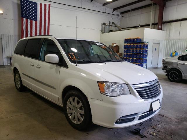 Photo 4 from auction – 2016 CHRYSLER TOWN & COU with VIN 2C4RC1BG0GR289086