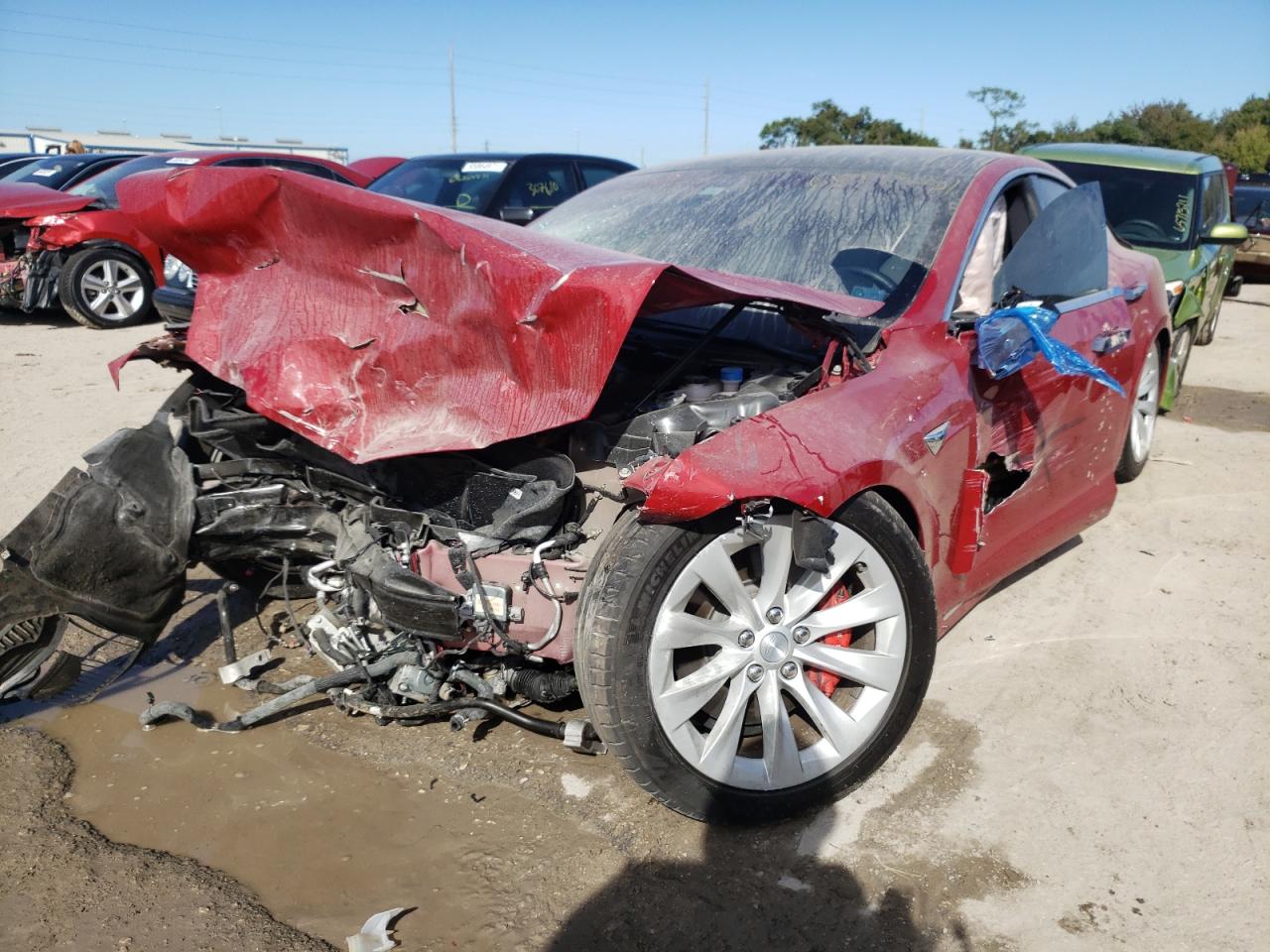 Photo 2 from auction – 2019 TESLA MODEL S with VIN 5YJSA1E42KF332050