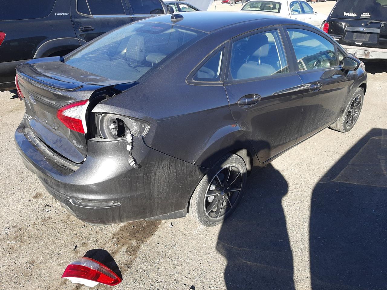 Photo 4 from auction – 2019 FORD FIESTA SE with VIN 3FADP4BJ3KM115062