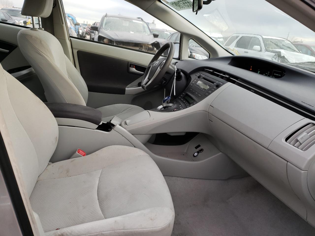 Photo 5 from auction – 2011 TOYOTA PRIUS with VIN JTDKN3DU2B5346078