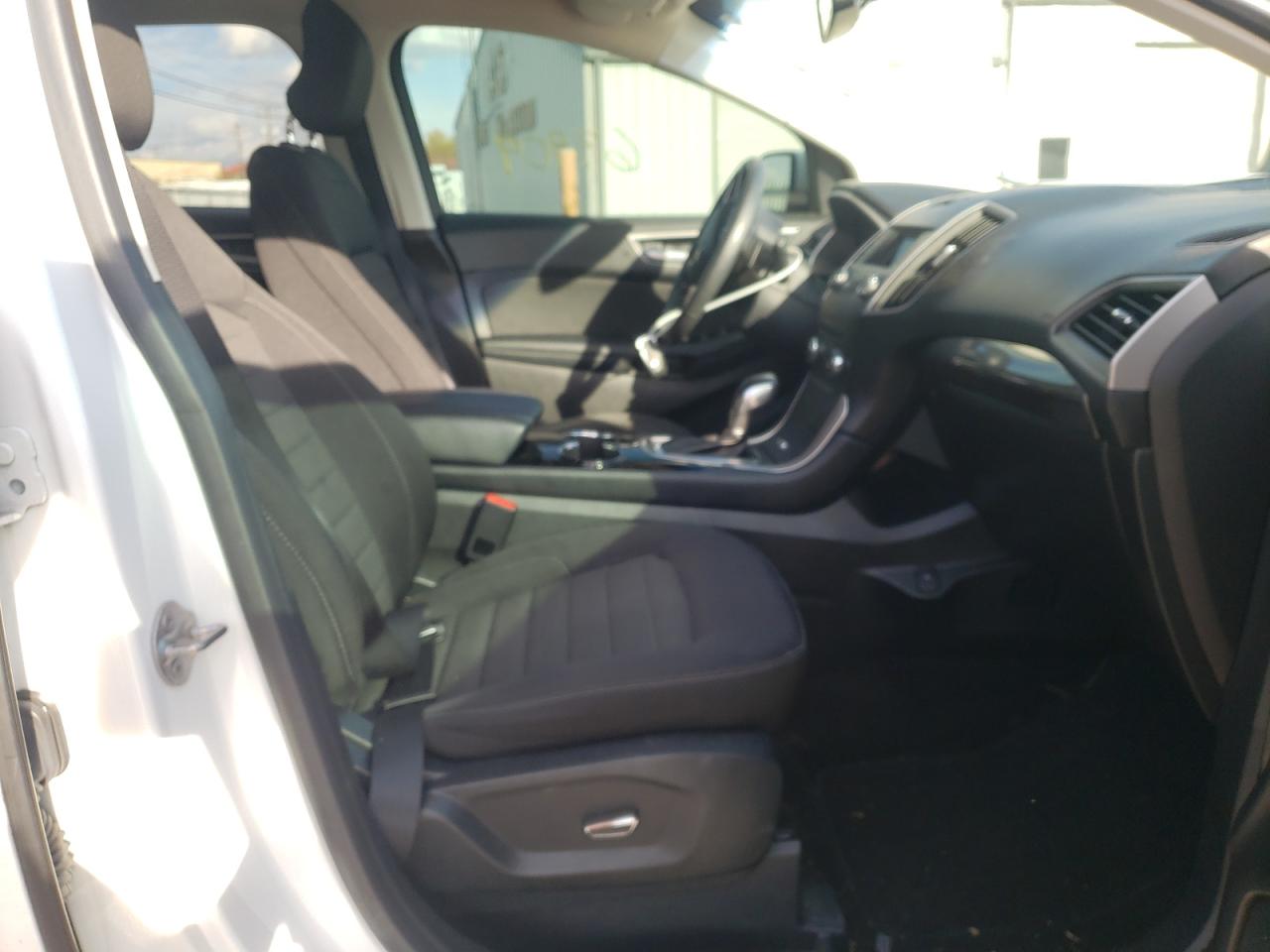 Photo 5 from auction – 2018 FORD EDGE SEL with VIN 2FMPK3J97JBB30375