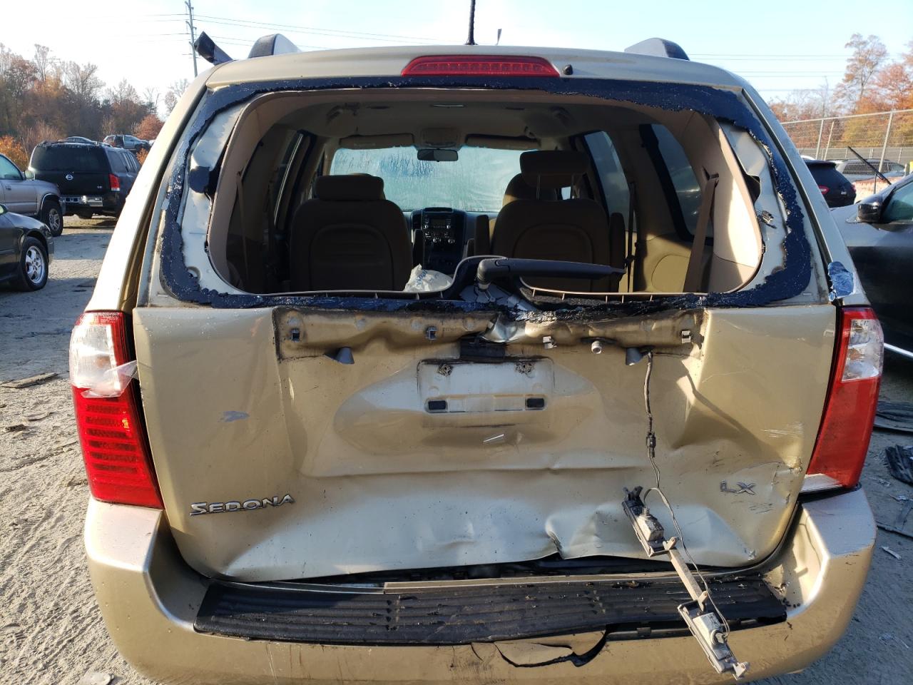 Photo 9 from auction – 2009 KIA SEDONA EX with VIN KNDMB233896311795