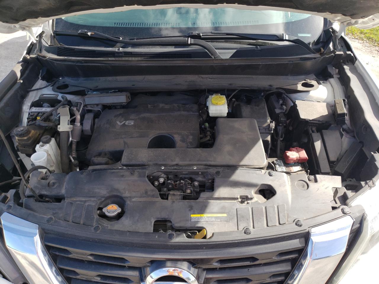 Photo 7 from auction – 2017 NISSAN PATHFINDER with VIN 5N1DR2MN9HC671083