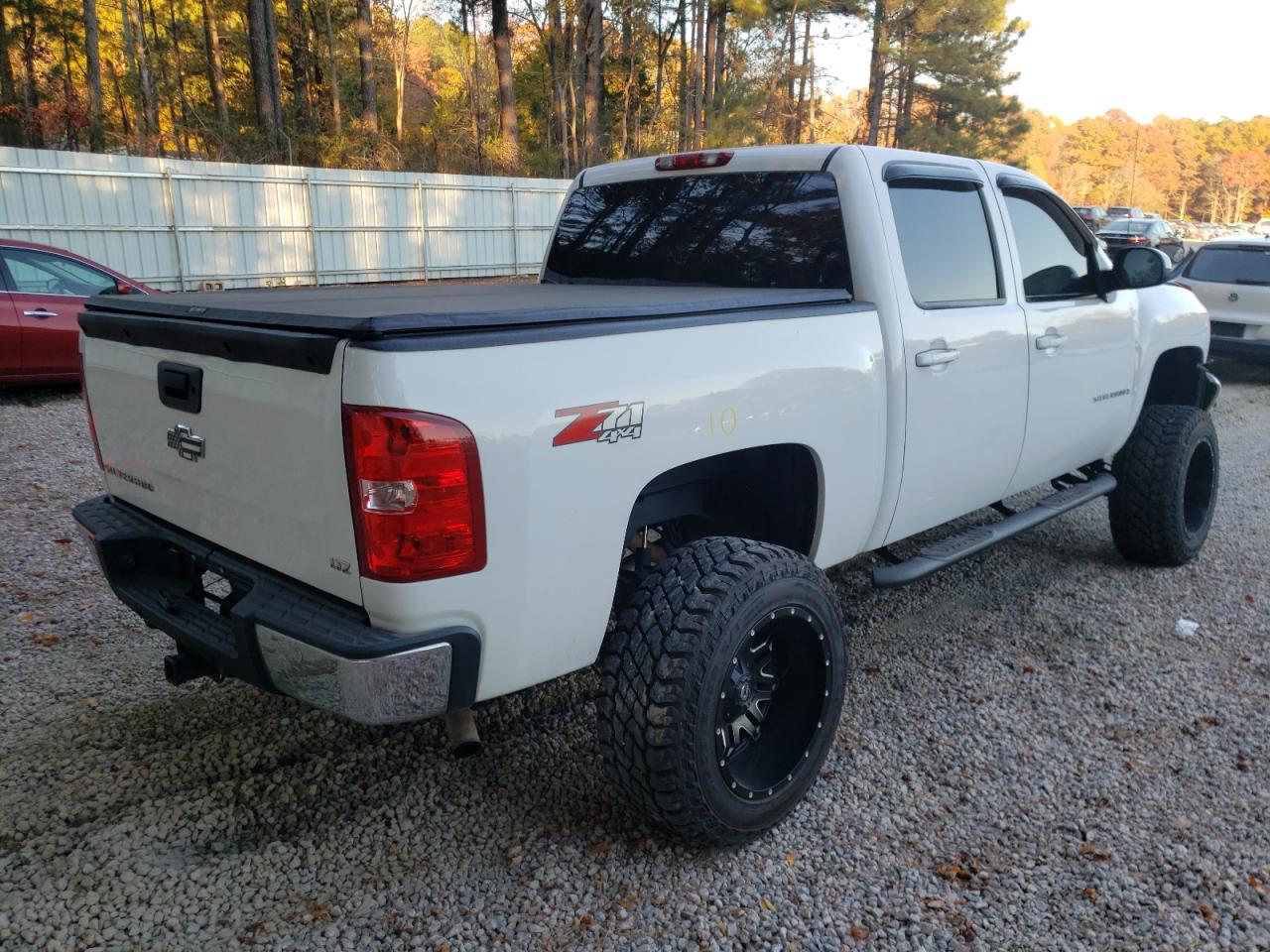 Photo 4 from auction – 2007 CHEVROLET SILVERADO with VIN 2GCEK13M271527640