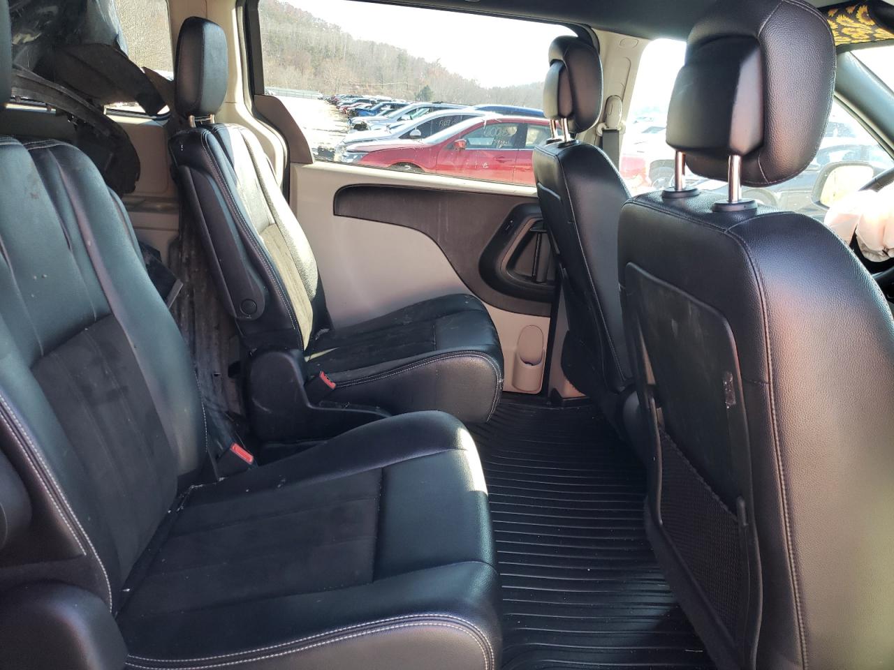 Photo 6 from auction – 2019 DODGE GRAND CARA with VIN 2C4RDGCG1KR591686