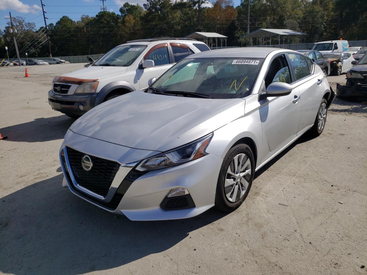 Photo 2 from auction – 2020 NISSAN ALTIMA S with VIN 1N4BL4BVXLC256333