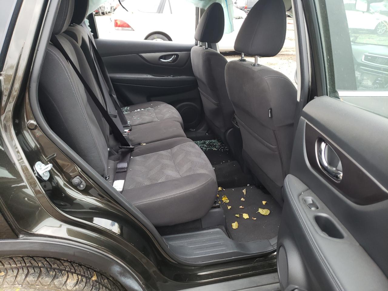 Photo 6 from auction – 2016 NISSAN ROGUE S with VIN KNMAT2MV4GP721842
