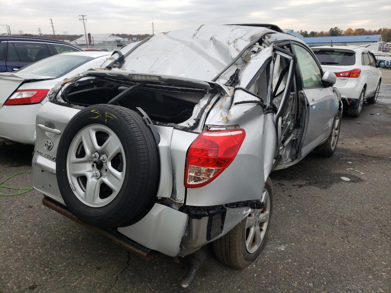 Photo 4 from auction – 2008 TOYOTA RAV4 LIMIT with VIN JTMBK31V285058379