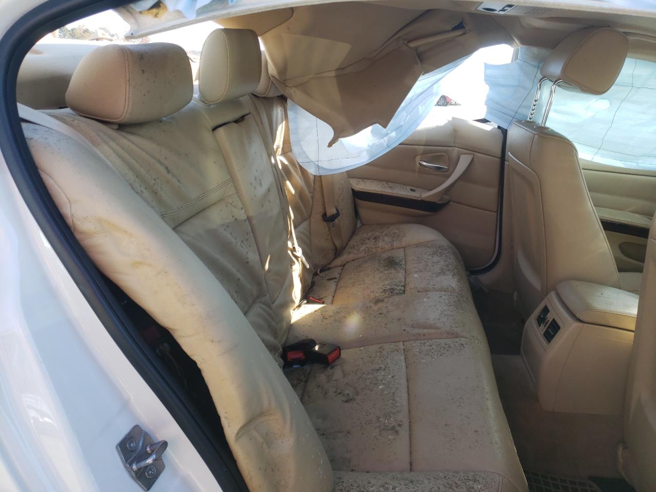 Photo 6 from auction – 2011 BMW 328 I SULE with VIN WBAPH5G53BNM75506