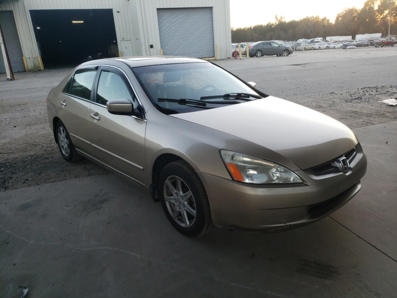 HONDA ACCORD EX 2004 with VIN 1HGCM66544A018476 - Photo from auction