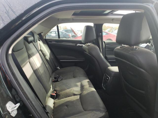Photo 6 from auction – 2019 CHRYSLER 300 LIMITE with VIN 2C3CCAKGXKH637842