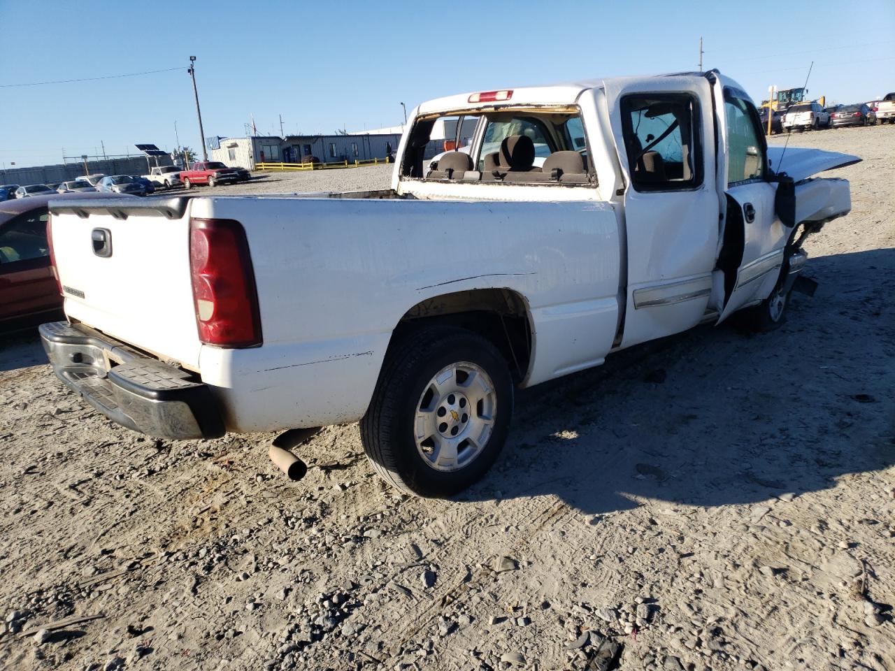 Photo 4 from auction – 2006 CHEVROLET SILVERADO with VIN 1GCEC19V66Z262515