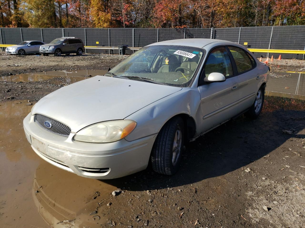 Photo 2 from auction – 2004 FORD TAURUS SE with VIN 1FAFP53U54A104071