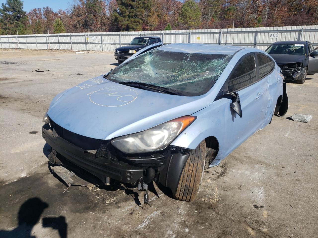 Photo 2 from auction – 2011 HYUNDAI ELANTRA GL with VIN KMHDH4AE1BU113250