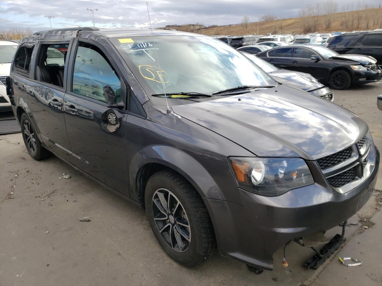 DODGE GRAND CARA 2018 with VIN 2C4RDGEG1JR239705 - Photo from auction