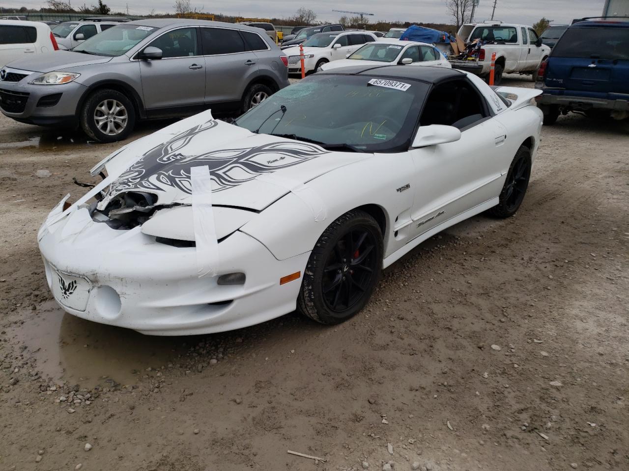 Photo 2 from auction – 2001 PONTIAC FIREBIRD F with VIN 2G2FV22G312145166