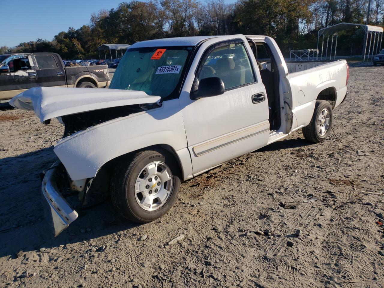 Photo 2 from auction – 2006 CHEVROLET SILVERADO with VIN 1GCEC19V66Z262515