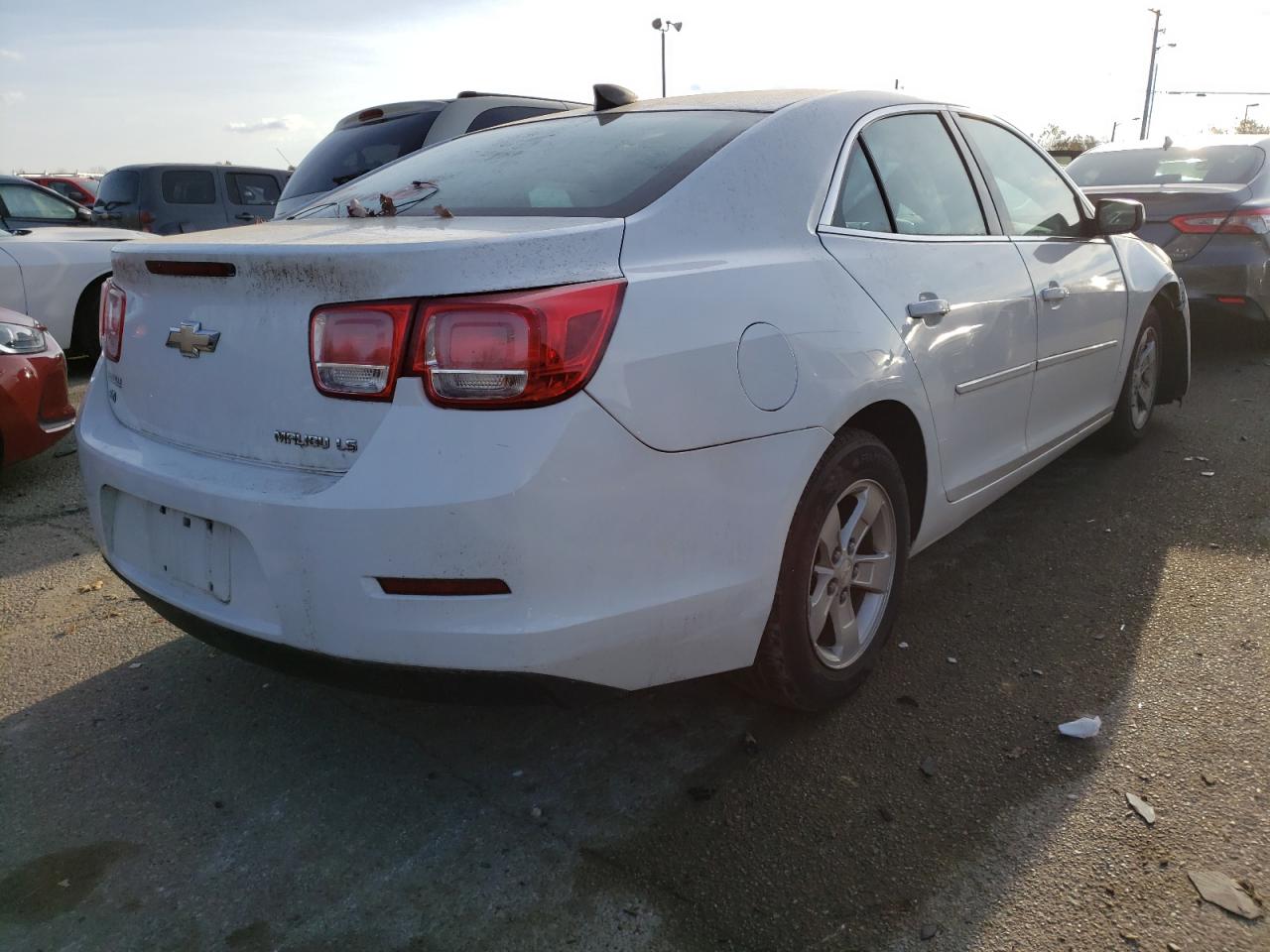 Photo 4 from auction – 2015 CHEVROLET MALIBU LS with VIN 1G11B5SL6FF234211