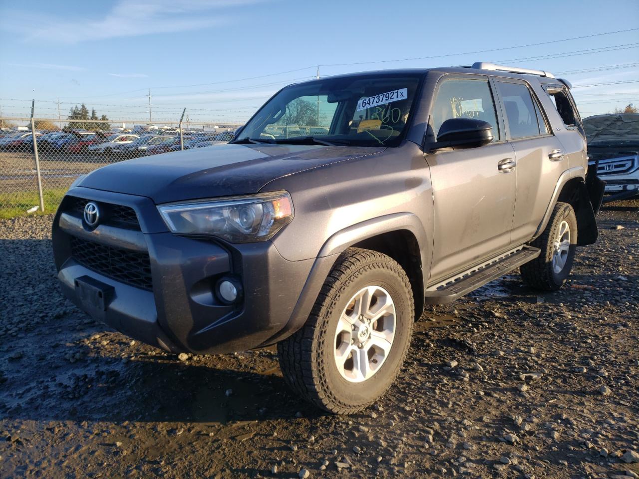 Photo 2 from auction – 2014 TOYOTA 4RUNNER SR with VIN JTEBU5JR8E5172094