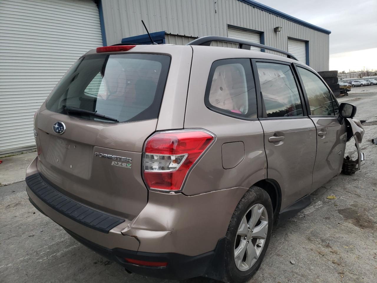 Photo 4 from auction – 2015 SUBARU FORESTER 2 with VIN JF2SJABC0FH839564