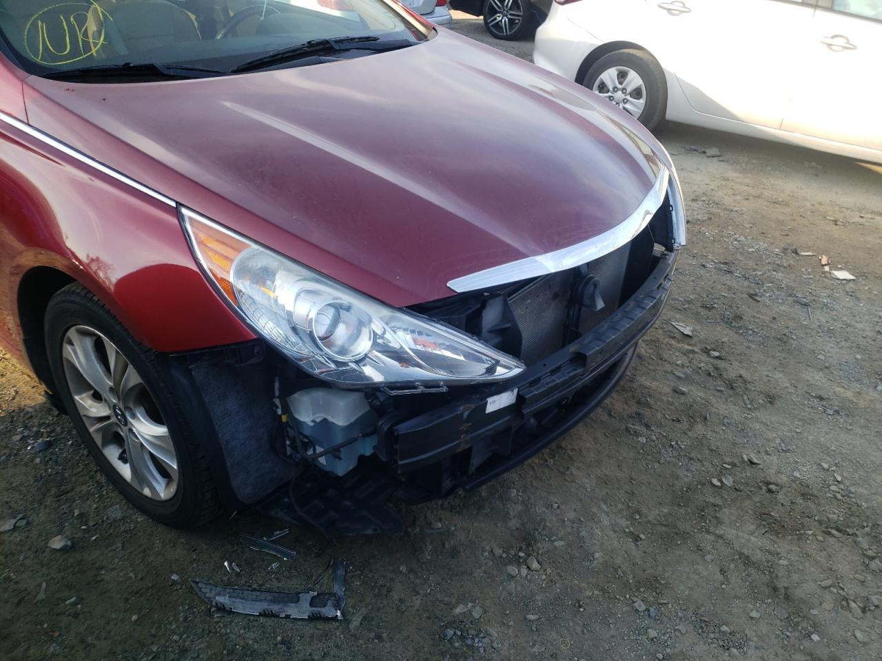 Photo 9 from auction – 2011 HYUNDAI SONATA SE with VIN 5NPEC4ACXBH277161