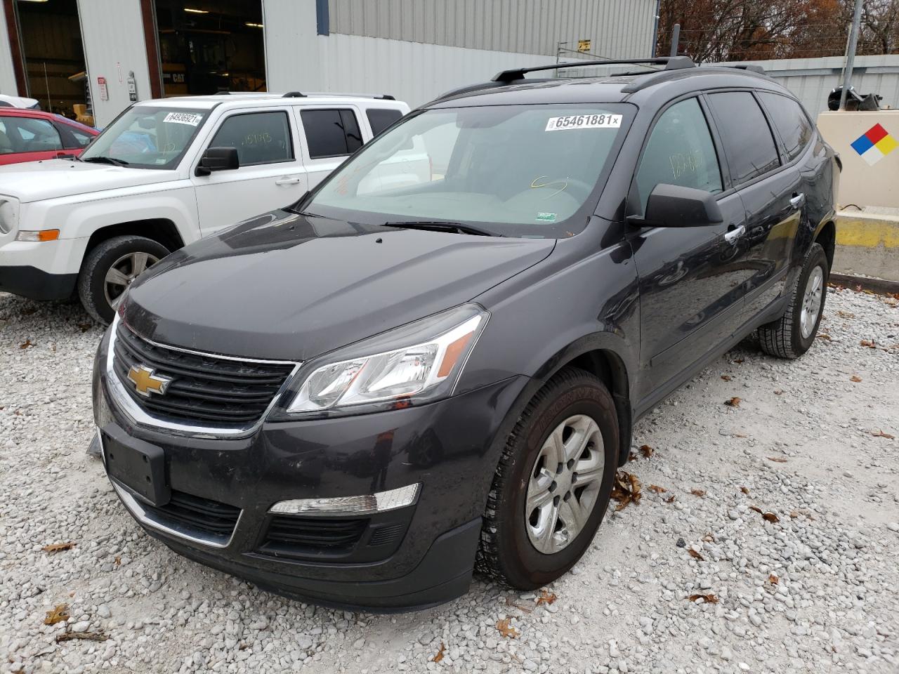 Photo 2 from auction – 2015 CHEVROLET TRAVERSE L with VIN 1GNKRFED2FJ351449