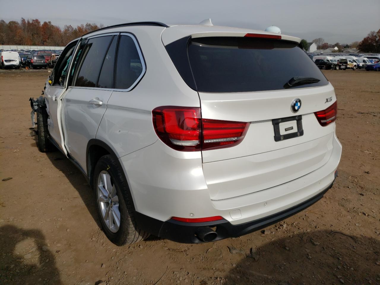 Photo 3 from auction – 2015 BMW X5 XDRIVE3 with VIN 5UXKR0C55F0P09374