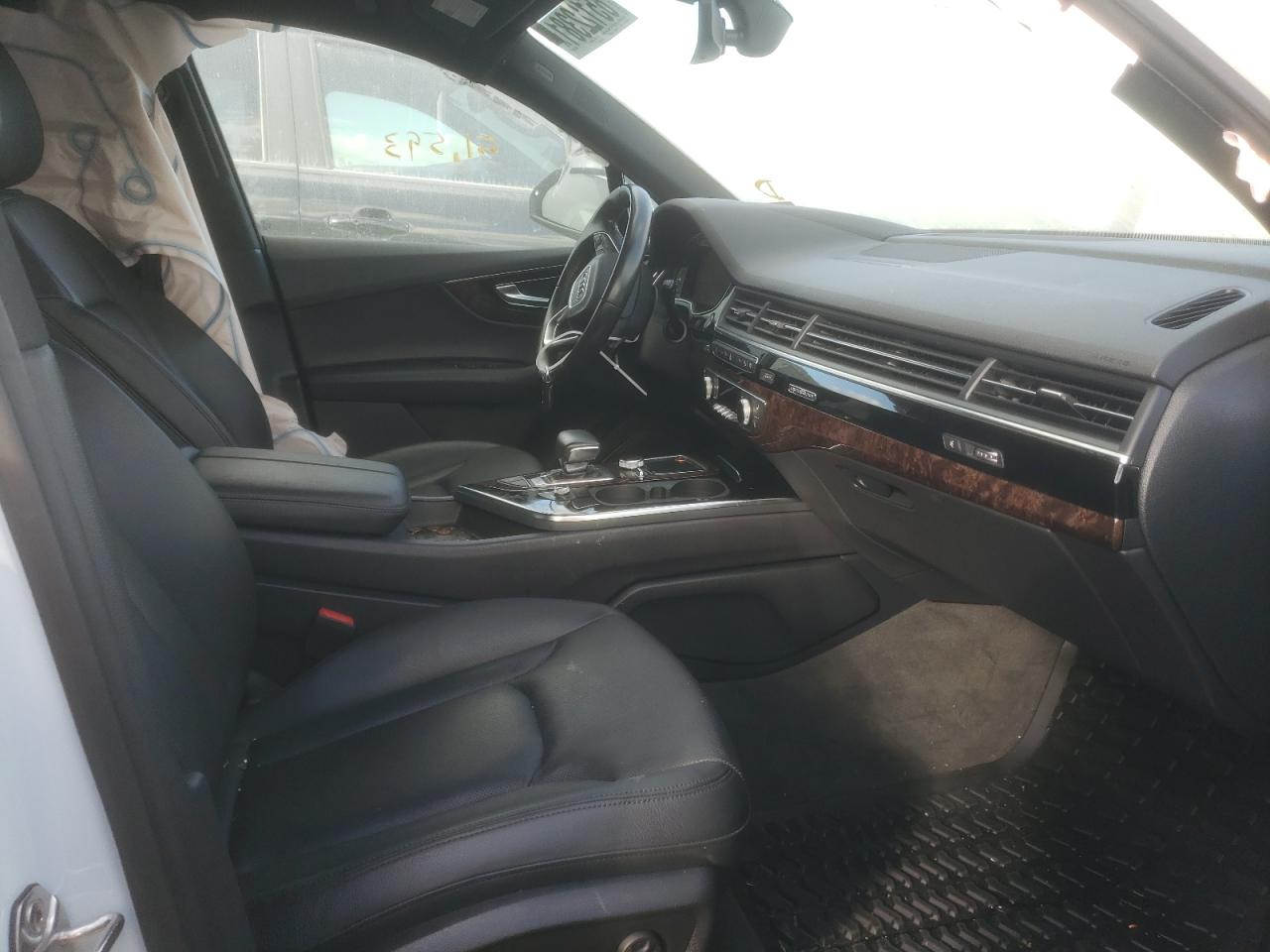 Photo 5 from auction – 2018 AUDI Q7 PRESTIG with VIN WA1VAAF72JD034717