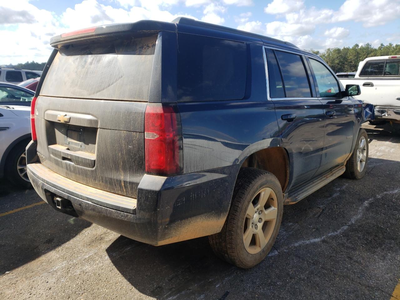 Photo 4 from auction – 2017 CHEVROLET TAHOE C150 with VIN 1GNSCAKC8HR364260