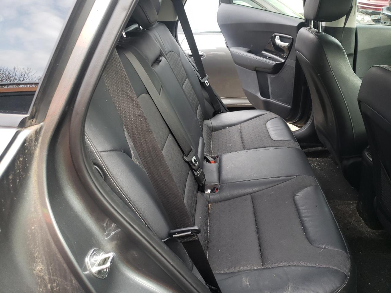 Photo 6 from auction – 2017 KIA NIRO EX with VIN KNDCC3LC4H5066027